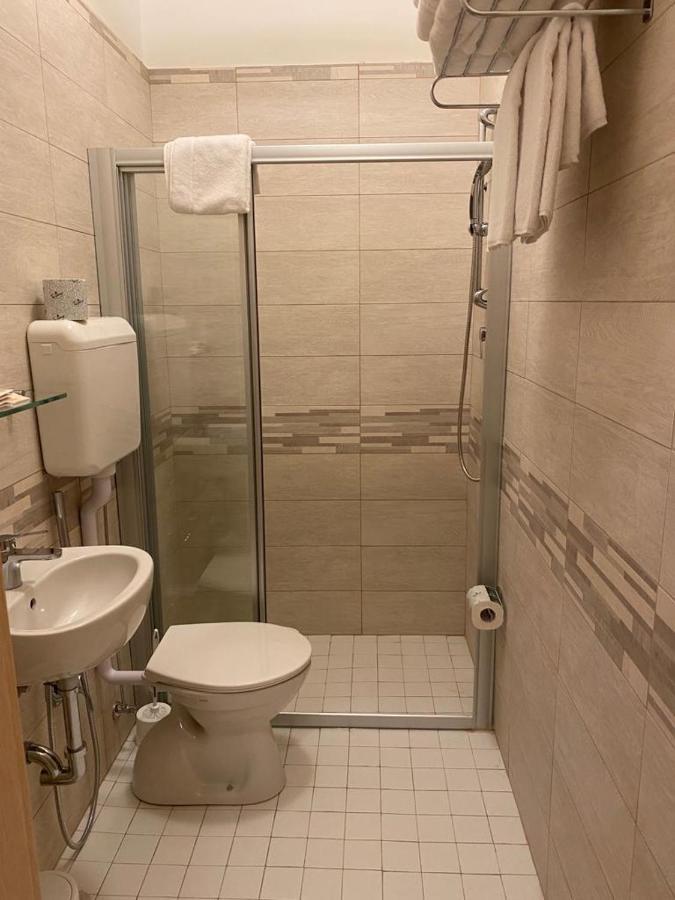 Aron Hotel Rimini Ngoại thất bức ảnh
