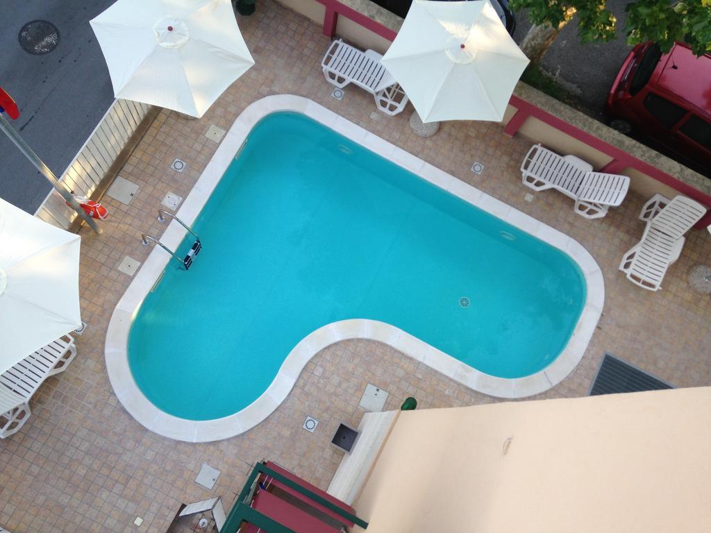 Aron Hotel Rimini Ngoại thất bức ảnh